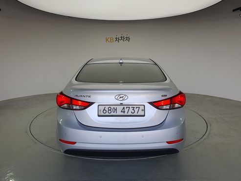 Hyundai AVANTE 1.6 GDi Smart Standard — пробег 124 500 км — фото 4 из 5