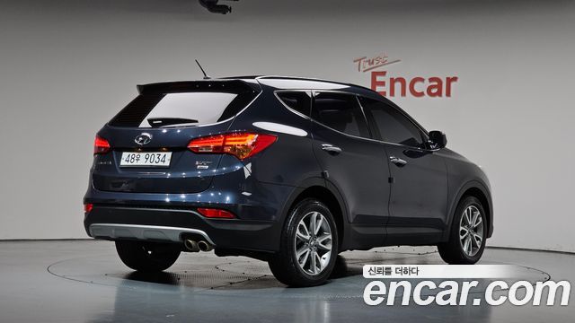 Hyundai Santafe Diesel(e-VGT) 2.0 4WD Premium — пробег 173 096 км — фото 2 из 5