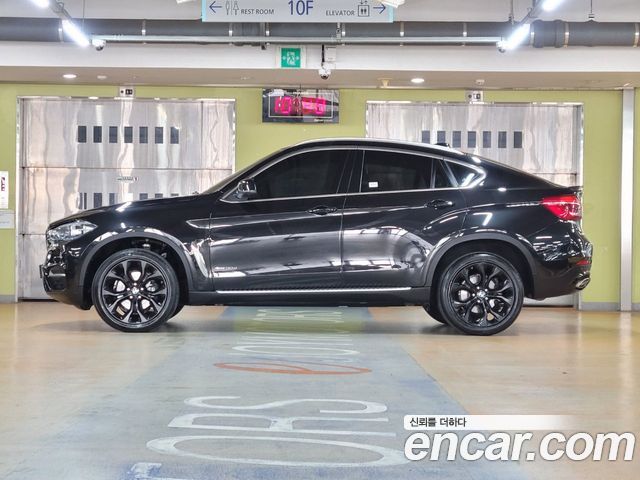 BMW X6 xDrive 30d — пробег 54 000 км — фото 2 из 5