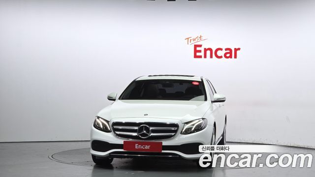 Mercedes-Benz E-Class из Кореи Encar