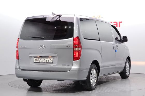 Hyundai Starex Van 3-Seater Smart — пробег 88 800 км — фото 2 из 5