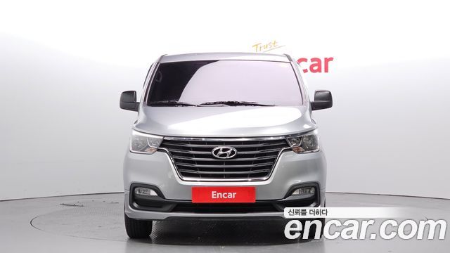 Hyundai Starex Van 3-Seater Smart — пробег 88 800 км — фото 3 из 5