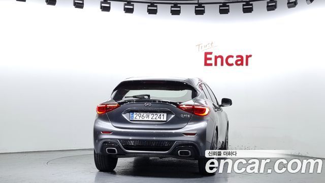 Infiniti Q30 из Кореи Encar