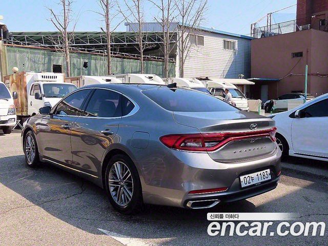 Hyundai Grandeur 2.4 Premium — пробег 143 861 км — фото 3 из 5