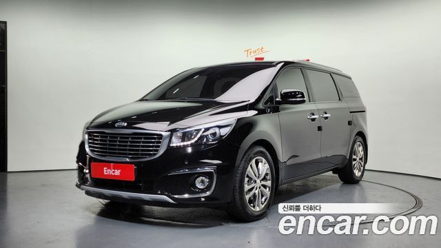 Kia Carnival 9-seater Prestige — пробег 137 092 км — фото 1 из 5