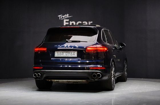 Porsche Cayenne 4.8 Turbo S 958 — пробег 136 999 км — фото 4 из 5