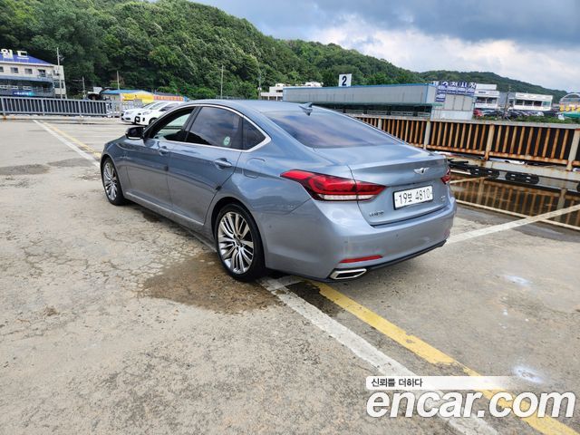 Hyundai Genesis из Кореи Encar