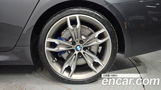 BMW 5-Series M550i xDrive — пробег 176 113 км — фото 5 из 5