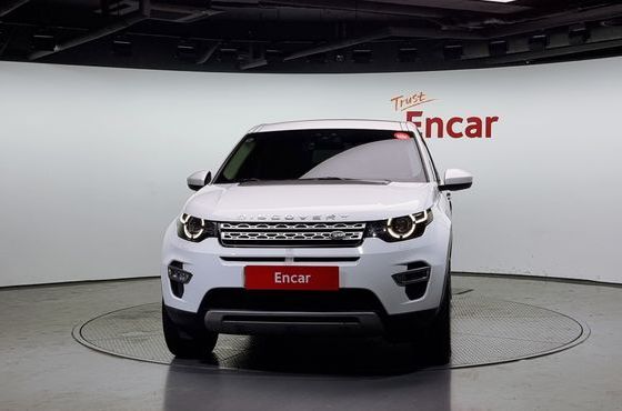 Land Rover Discovery Sport 2.0 TD4 HSE Luxury — пробег 176 775 км — фото 3 из 5