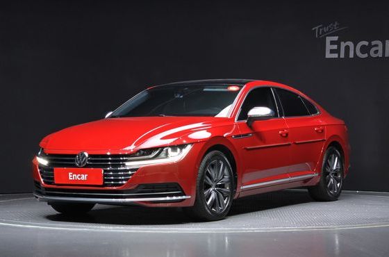 Volkswagen Arteon 2.0 TDI Premium — пробег 64 773 км — фото 1 из 5