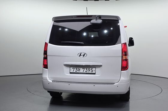 Hyundai Starex Wagon 12-Seater Style — пробег 99 844 км — фото 4 из 5