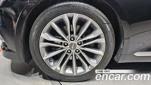 Hyundai Genesis из Кореи Encar