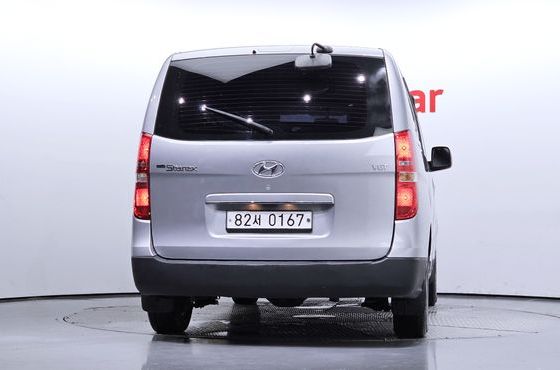 Hyundai Starex Van 5-Seater Style — пробег 78 336 км — фото 4 из 5