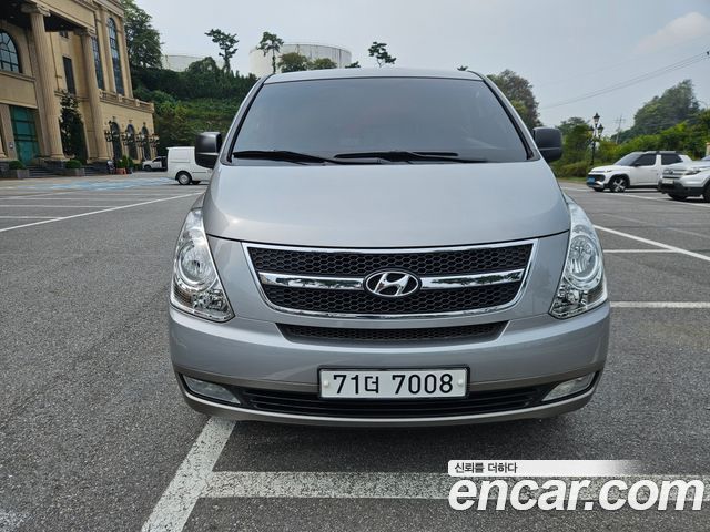 Hyundai Starex 11-Seater Wagon HVX VIP PACK — пробег 141 000 км — фото 1 из 5