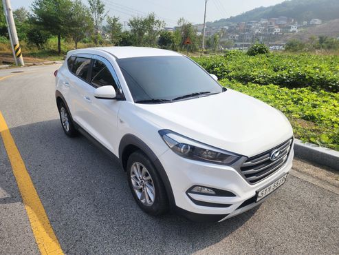Hyundai Tucson Diesel 2.0 2WD Style — пробег 189 325 км — фото 1 из 5