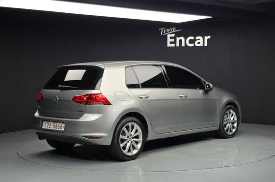 Volkswagen Golf 1.6 TDI — пробег 78 213 км — фото 2 из 5