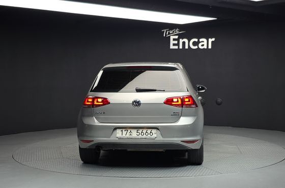 Volkswagen Golf 1.6 TDI — пробег 78 213 км — фото 4 из 5