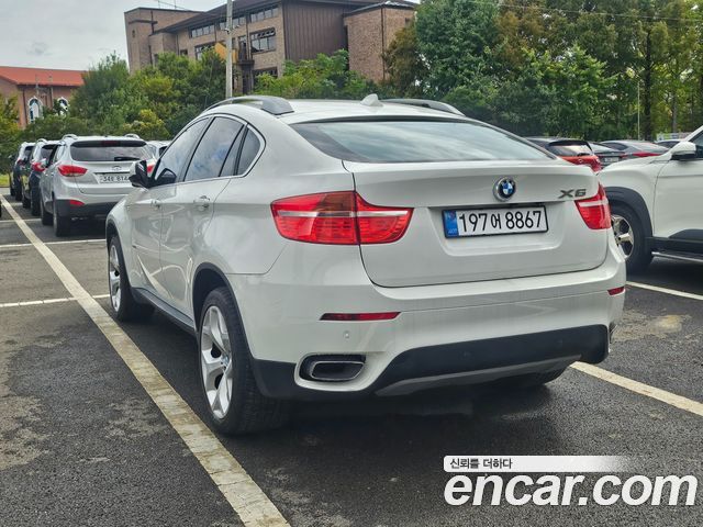 BMW X6 50i — пробег 167 876 км — фото 4 из 5