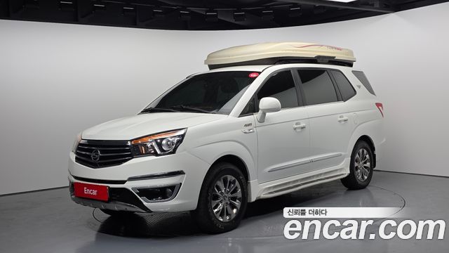 Ssangyong KORANDO 4WD Outdoor Edition 9-seater — пробег 132 760 км — фото 1 из 5