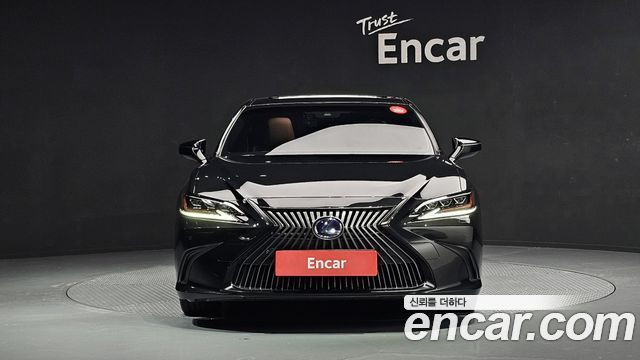 Lexus ES Executive — пробег 97 541 км — фото 3 из 5