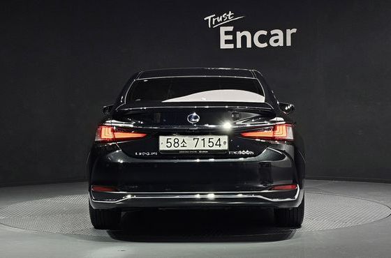 Lexus ES Executive — пробег 97 541 км — фото 4 из 5