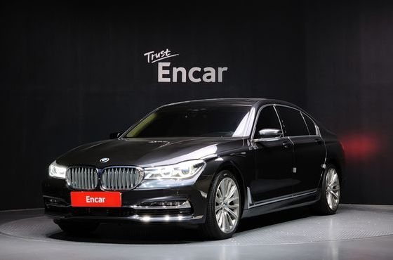 BMW 7-Series 750Li xDrive — пробег 92 319 км — фото 1 из 5