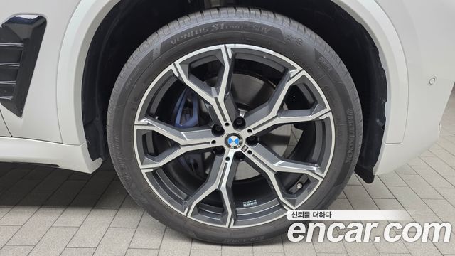 BMW X5 xDrive 40i M Sport — пробег 13 478 км — фото 5 из 5