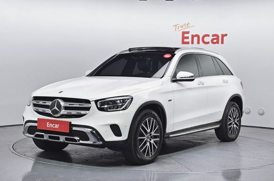 Mercedes-Benz GLC-Class GLC300e 4MATIC — пробег 69 674 км — фото 1 из 5