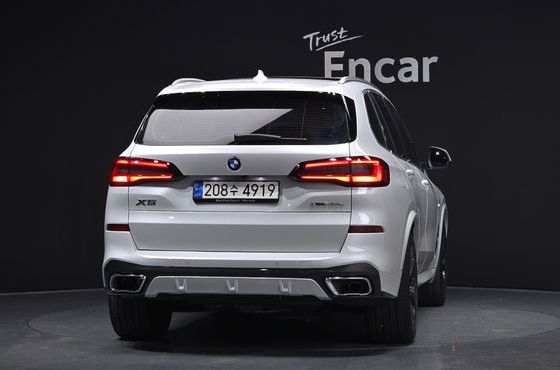 BMW X5 xDrive 30d M Sport — пробег 48 065 км — фото 4 из 5