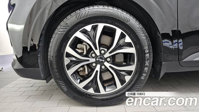 Kia Carnival 11-Seater Prestige — пробег 77 190 км — фото 5 из 5