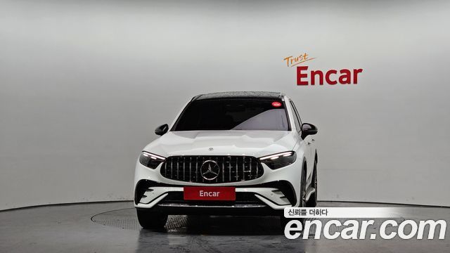 Mercedes-Benz GLC-Class GLC300 4MATIC AMG Line — пробег 5 869 км — фото 3 из 5