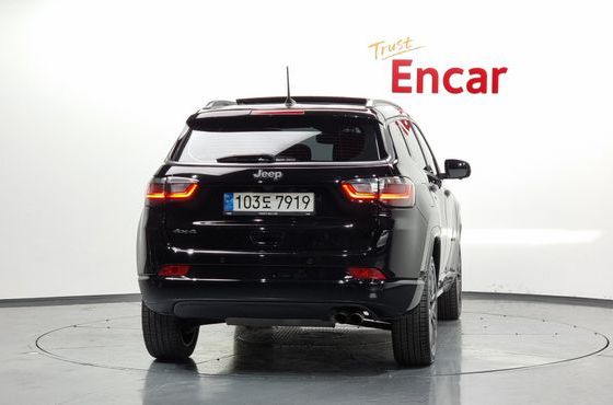 Jeep Compass S2.4 AWD — пробег 68 526 км — фото 4 из 5