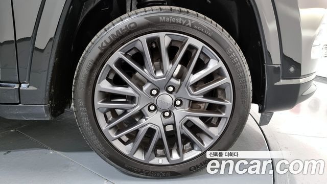 Jeep Compass S2.4 AWD — пробег 68 526 км — фото 5 из 5