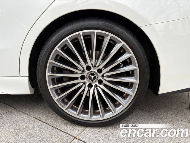 Mercedes-Benz C-Class C300 4MATIC AMG Line — пробег 27 000 км — фото 5 из 5