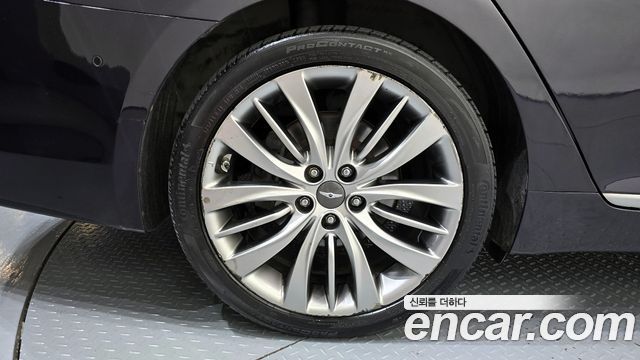 Hyundai Genesis из Кореи Encar