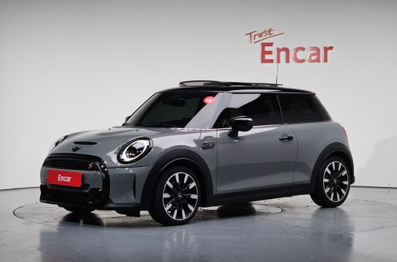 Mini Cooper Classic Third Generation — пробег 23 850 км — фото 1 из 5
