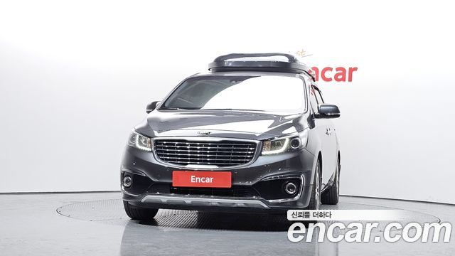Kia Carnival 9-seater Prestige — пробег 121 189 км — фото 3 из 5