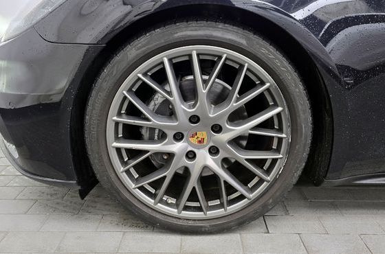 Porsche Panamera 3.0 AWD — пробег 115 215 км — фото 5 из 5