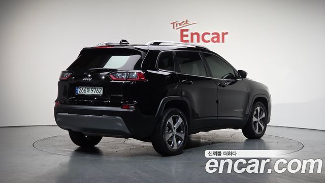 Jeep Cherokee 2.4 Limited 2WD — пробег 42 599 км — фото 2 из 5