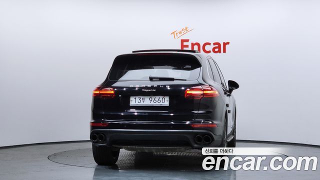 Porsche Cayenne 3.0 Diesel 958 — пробег 239 347 км — фото 4 из 5
