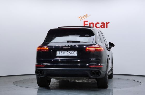 Porsche Cayenne 3.0 Diesel 958 — пробег 239 347 км — фото 4 из 5