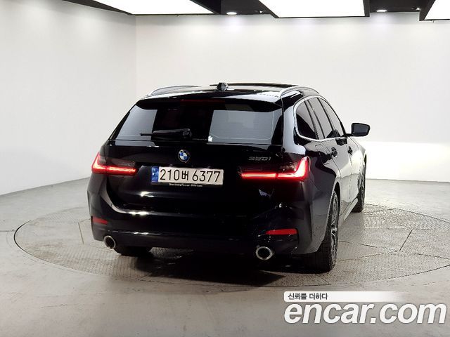 BMW 3-Series 320i Touring — пробег 69 159 км — фото 3 из 5