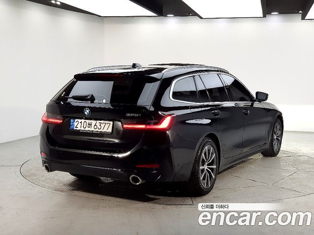 BMW 3-Series 320i Touring — пробег 69 159 км — фото 4 из 5