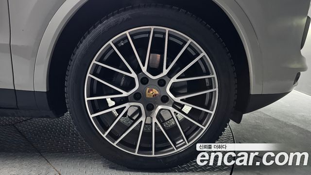 Porsche Cayenne 3.0 — пробег 20 797 км — фото 5 из 5