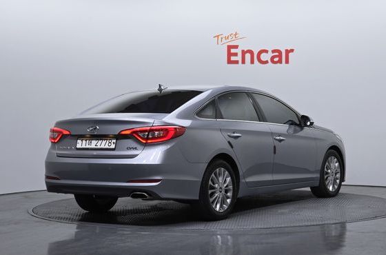 Hyundai Sonata 2.0 Smart — пробег 96 012 км — фото 2 из 5