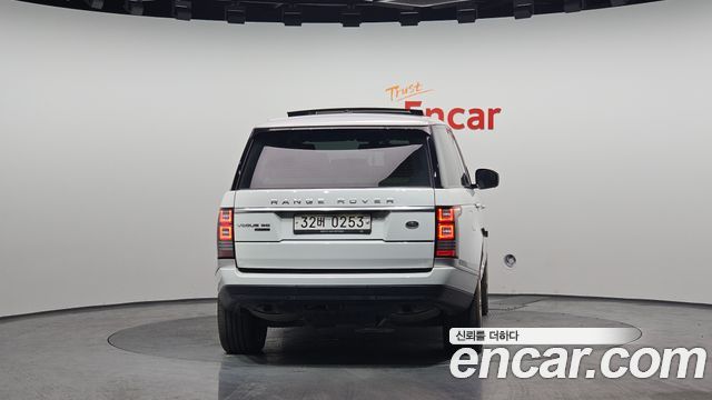 Land Rover Range Rover 4.4 SDV8 Vogue SE DIESEL — пробег 80 455 км — фото 4 из 5