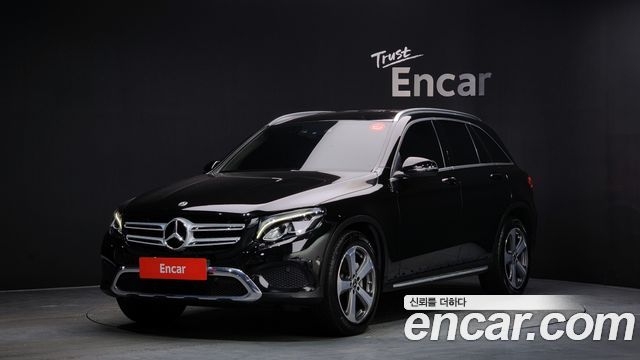 Mercedes-Benz GLC-Class GLC300 4MATIC — пробег 96 523 км — фото 1 из 5