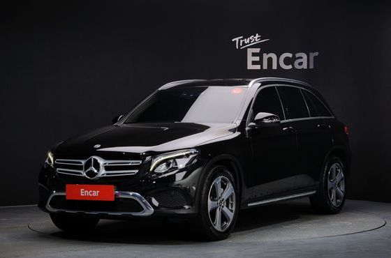 Mercedes-Benz GLC-Class GLC300 4MATIC — пробег 96 523 км — фото 1 из 5