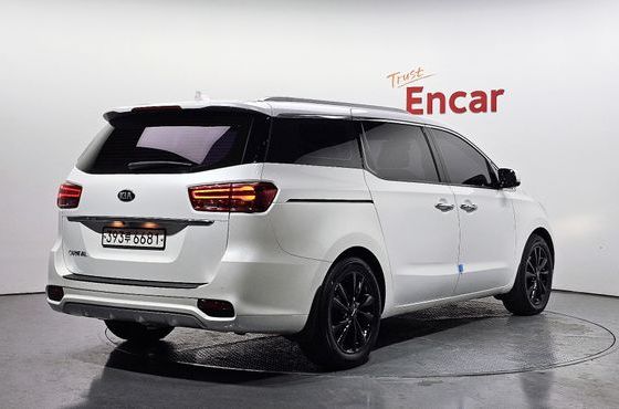 Kia Carnival 9-Seater Noblesse Special — пробег 144 899 км — фото 2 из 5