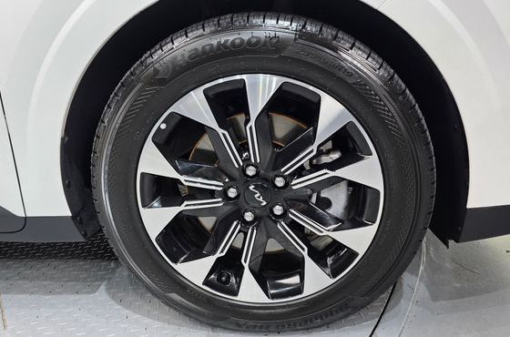 Kia Carnival 7-Seater Signature — пробег 42 000 км — фото 5 из 5